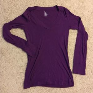 GAP purple long sleeve v neck size medium